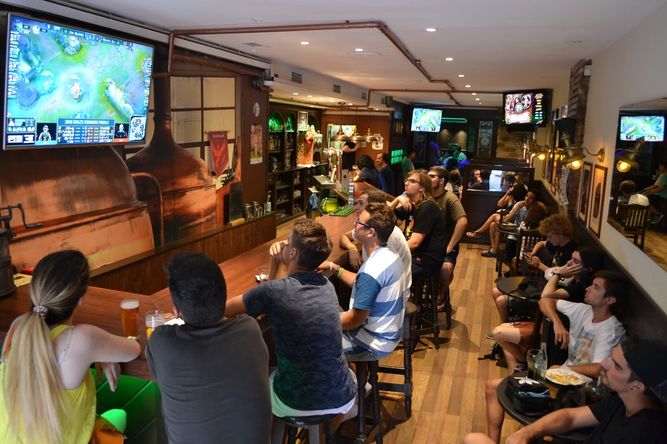 Afterlife Bar (Barcelona)