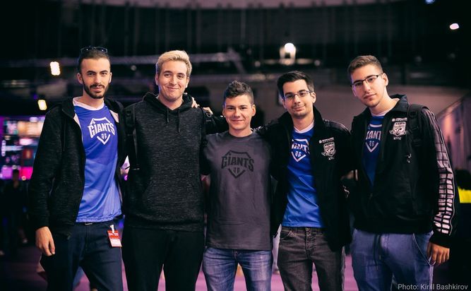 Sammy con sus excompañeros de Giants