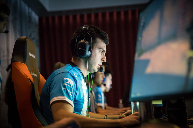 Cloud9 sigue intentando acoplar a sus fichajes. Imagen: Dreamhack