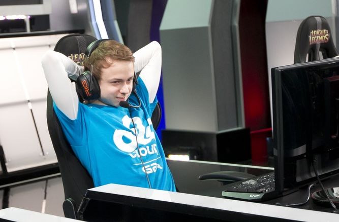 Jensen viene con un nivel superior incluso a la media de la fase de grupos del Mundial. Debería arrasar en el 'Play-In' / Imagen: Riot Games