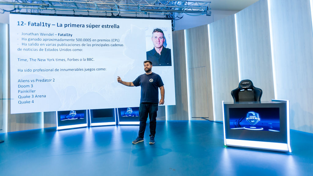 Un día en el Movistar eSports Center