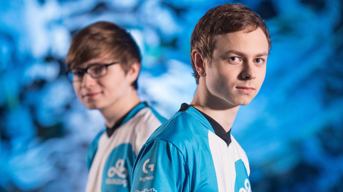 Jensen y Sneaky, las armas de NA para lograr sus semifinales.