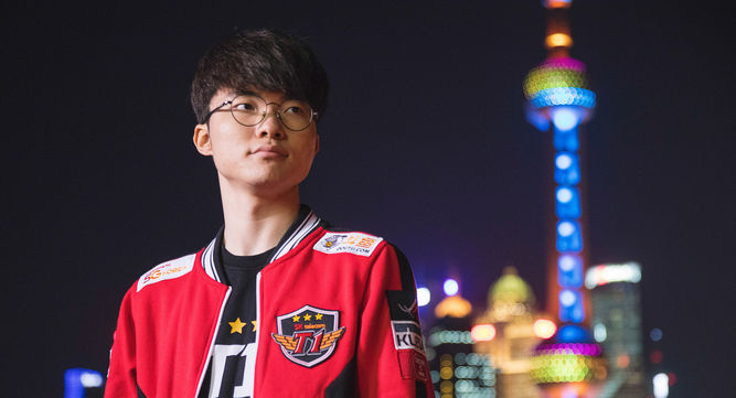 Faker os desea una feliz final a todos.