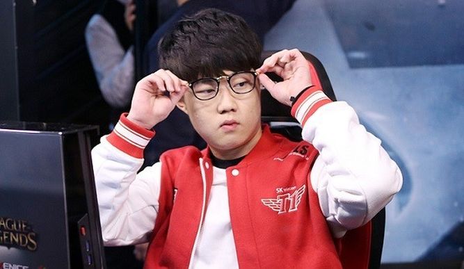 El chico del "holo, holo" tendrá que mejorar su faceta como 'top laner' de apoyo si quiere mantenerse en el equipo.