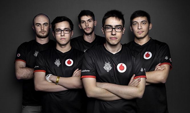 Profesionales de League of Legends y actores a tiempo completo. El equipo que ganó en Gamergy.