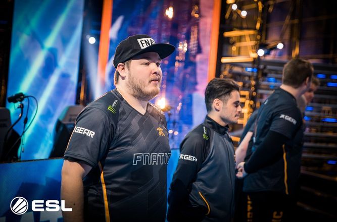 Impresionante el nivel de Fnatic, a un paso de levantar el título.