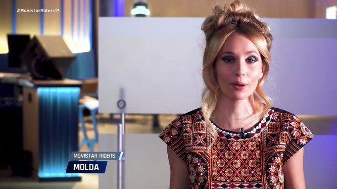 Molda ha demostrado ser polivalente y profesional, pudiendo ejercer como periodista y reportera, o presentar su propio programa.