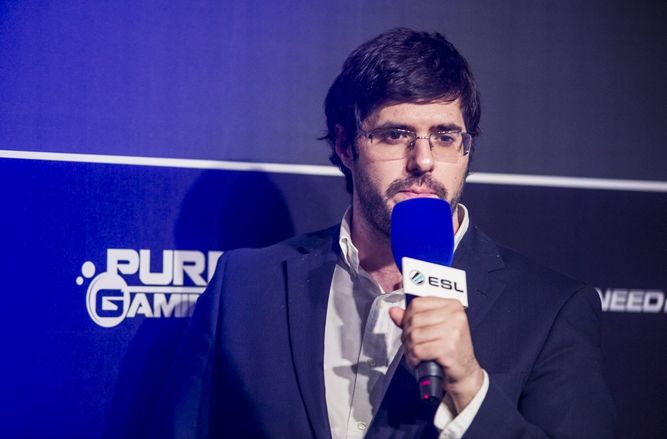 Durante su carrera, la profesión más conocida de Kuentin ha sido la de comentarista y analista de League of Legends, pero se ha dedicado a muchas otras labores, como gestión de eventos y personal en ESL, tertuliano, presentador de eventos o influencer.