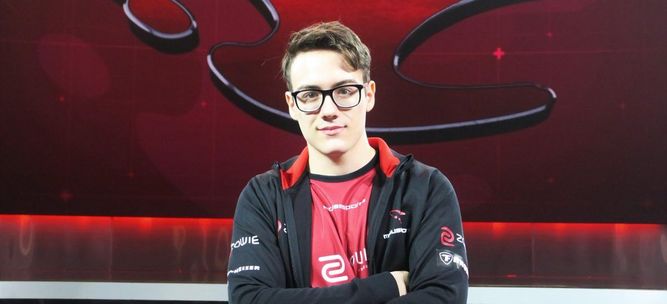 LoWel ha competido en muchos equipos, y es una de las estrellas más reconocidas del Counter Strike en nuestro país