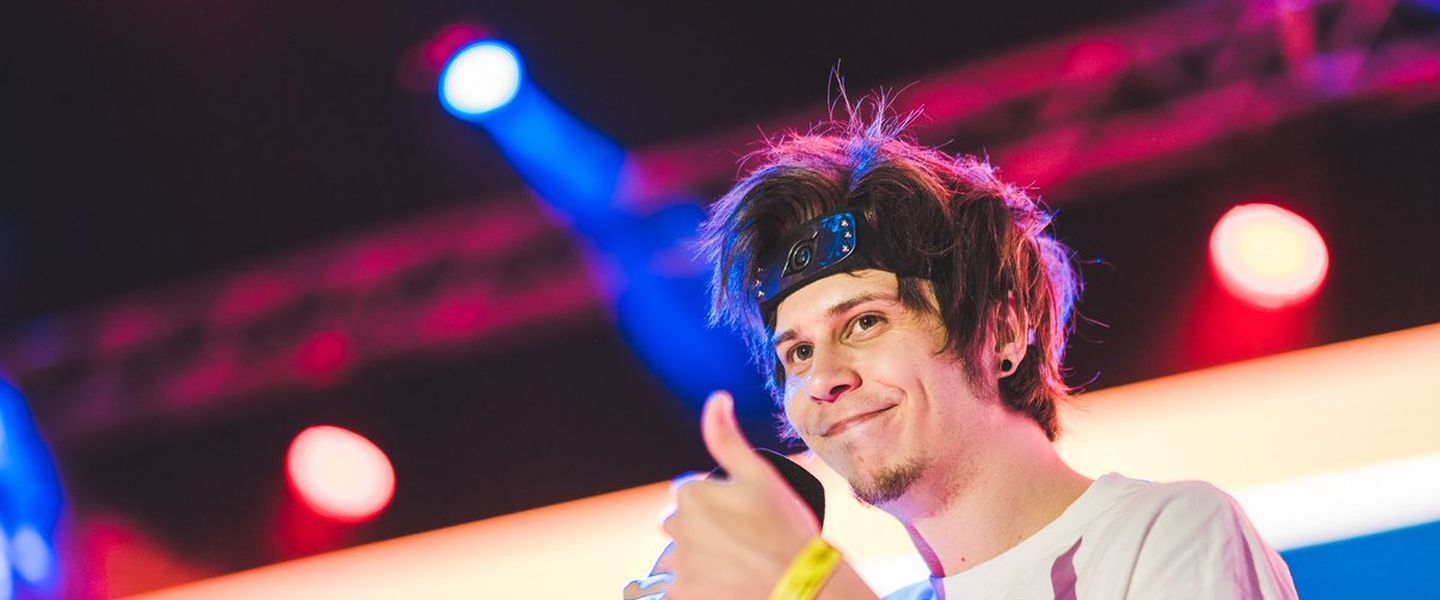 Después del torneo de Fortnite, ElRubius pone fecha a su regreso a Youtube