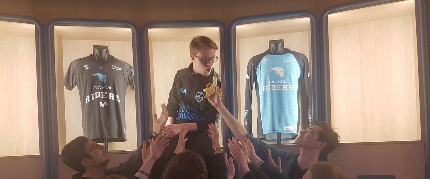 Movistar Riders, campeón de la primera vuelta de la SLO