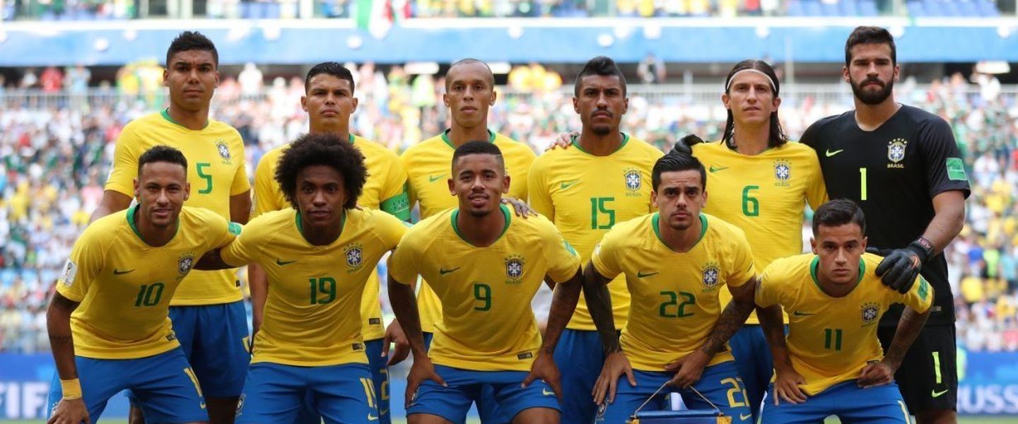 La selección brasileña y el equipo de MIRB se unen para jugar a Counter-Strike