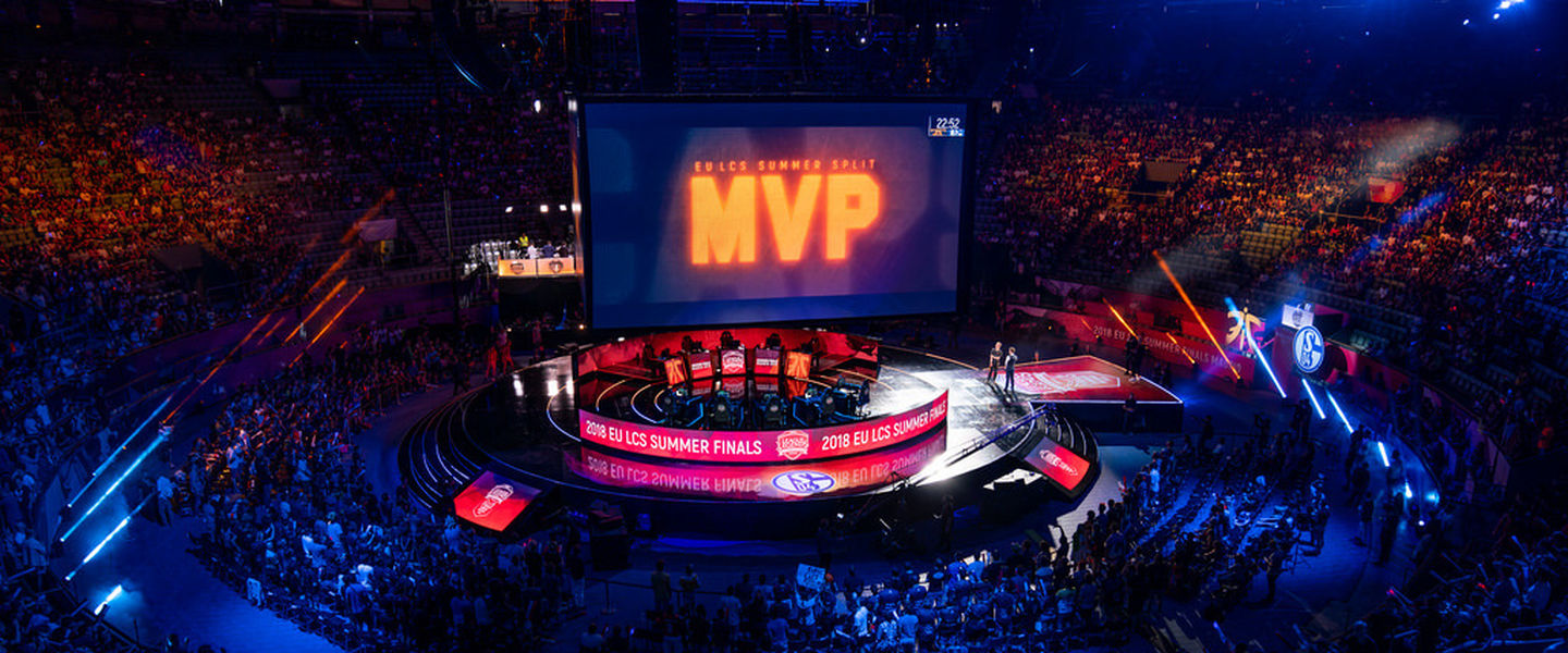"Riot quiere sacar varios juegos cada diez años"