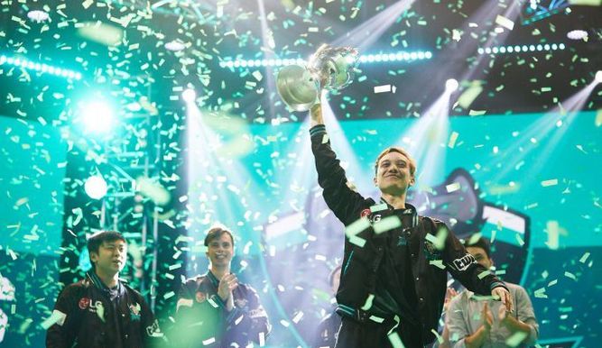 Dire Wolves levanta la copa de campeones de Oceanía
