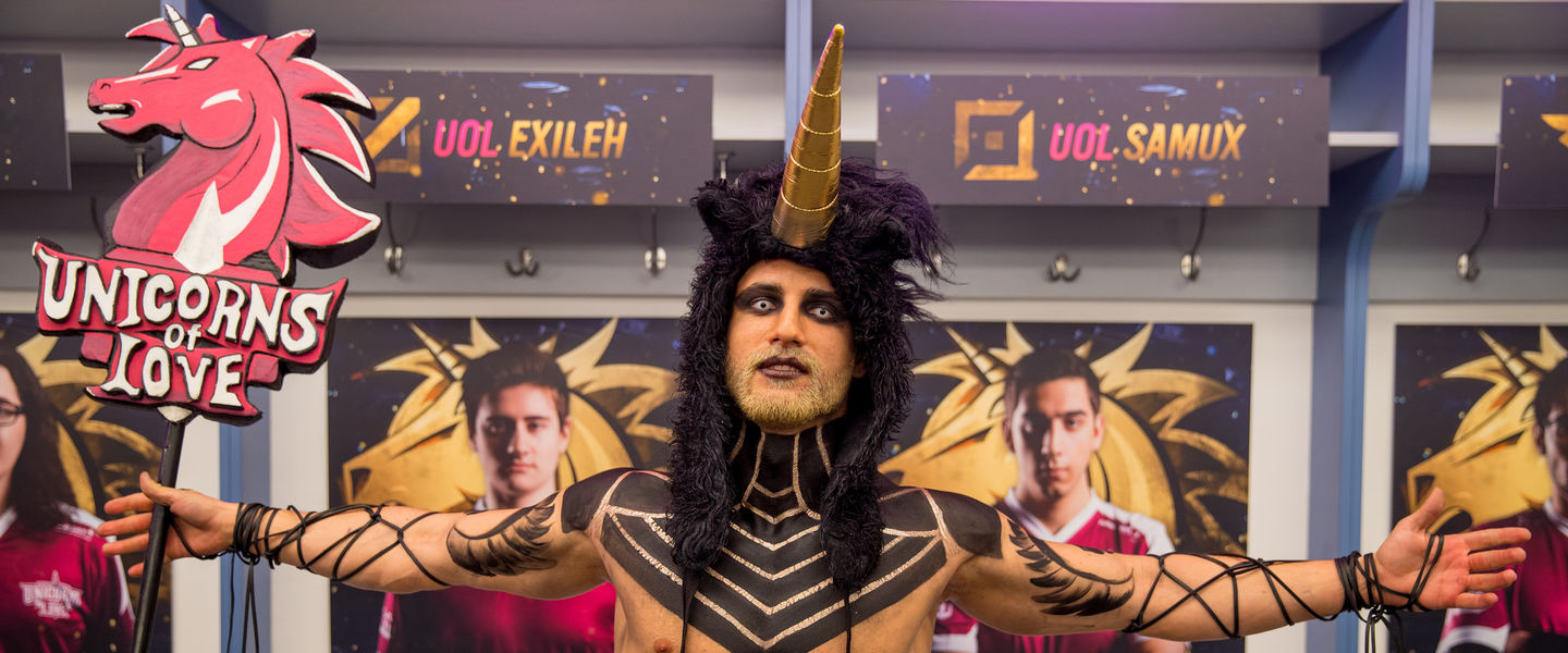 El guiño de Ocelote al carismático Romain Bigeard