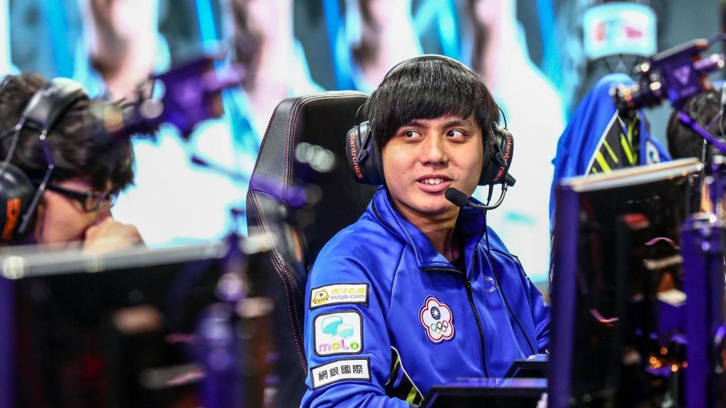 12. Yi-Tang 'Maple' Huang, medio de Flash Wolves