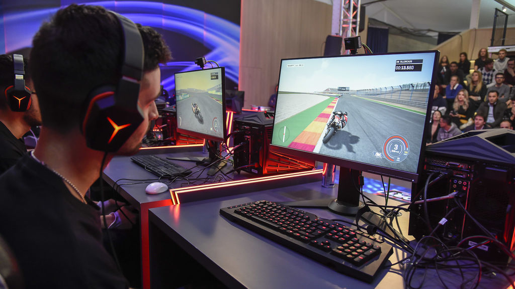 Las mejores imágenes de la segunda semifinal del MotoGP eSport Championship