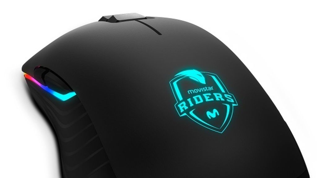 Movistar Riders lanza sus propios periféricos