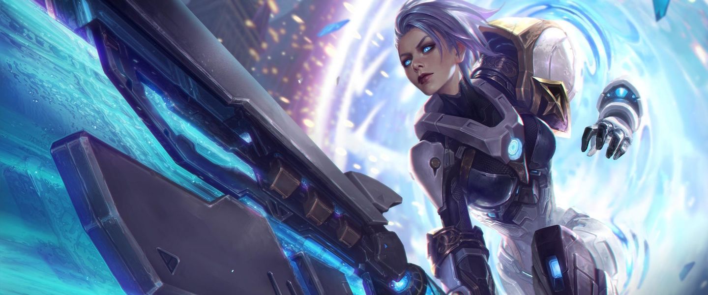 Un famoso caster de League of Legends se enfrenta a un profesional con Riven