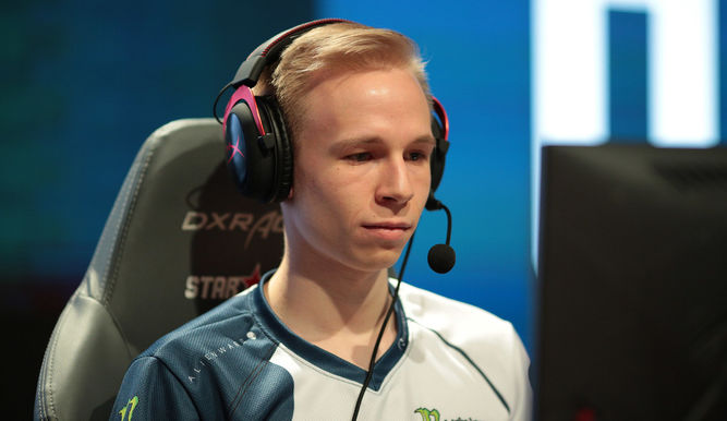 EliGE