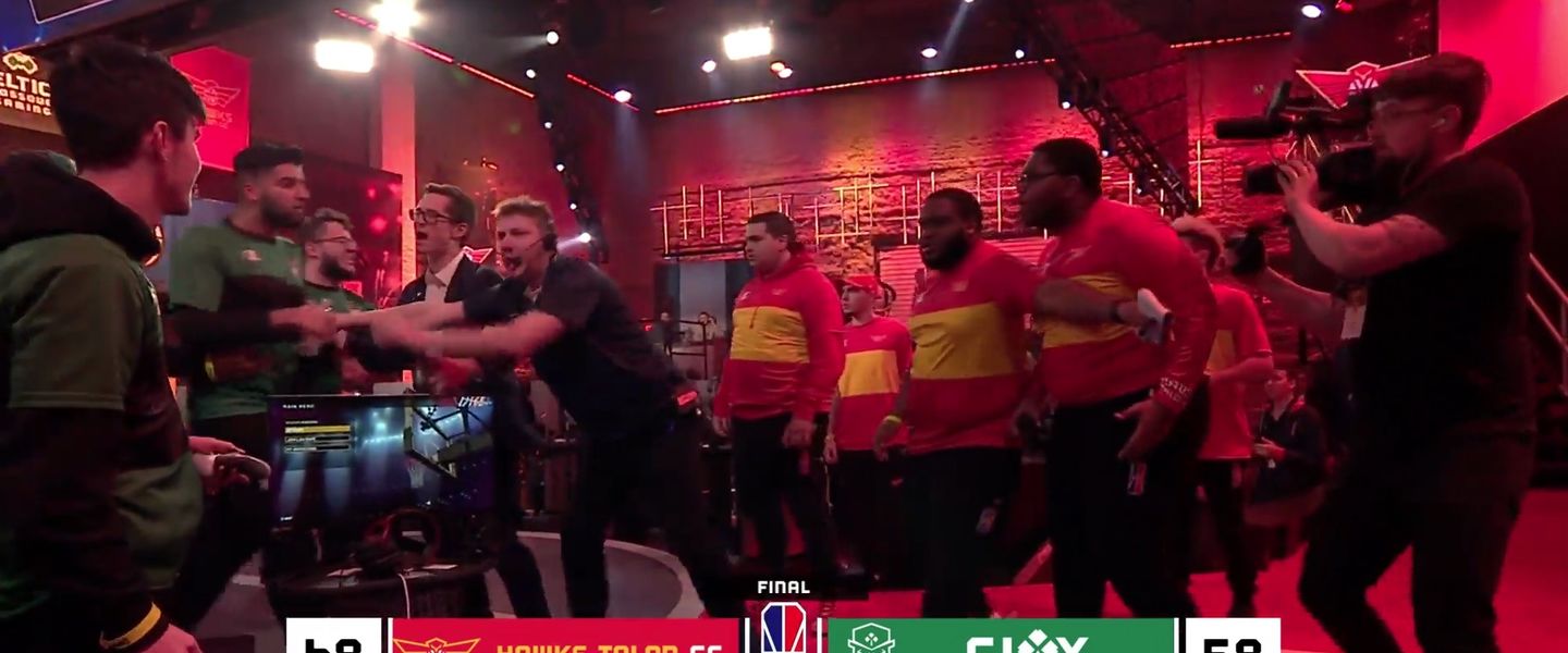 Momento de la pelea entre los jugadores