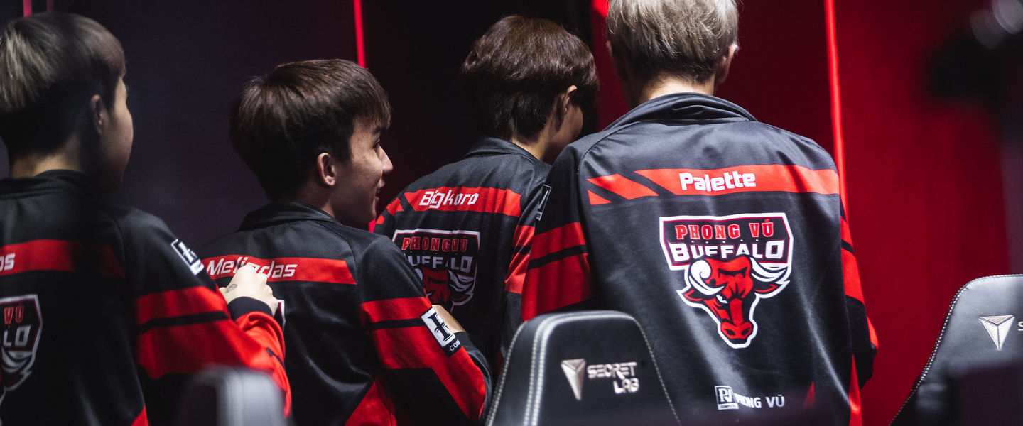 Phong Vũ Buffalo venció a Vega Squadron