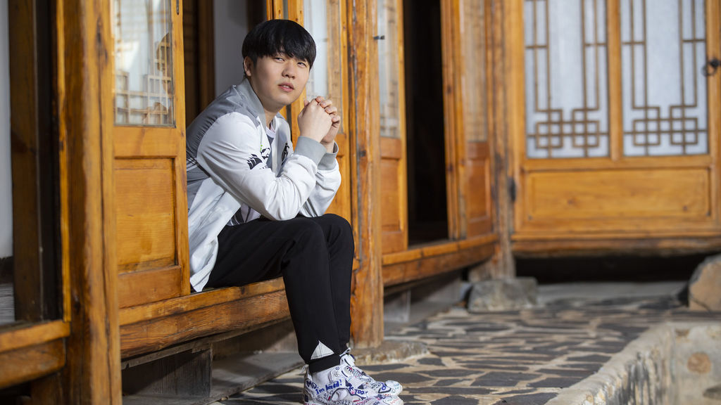 Song 'Rookie' Eui-jin, mid laner de Invictus Gaming