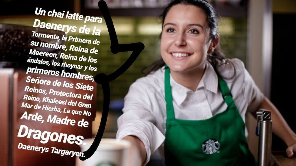 La taza de Starbucks fue un filón para los memes