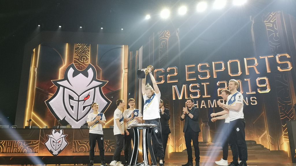A pesar de no jugar ni un solo mapa, promisq logra el título más importante de su carrera