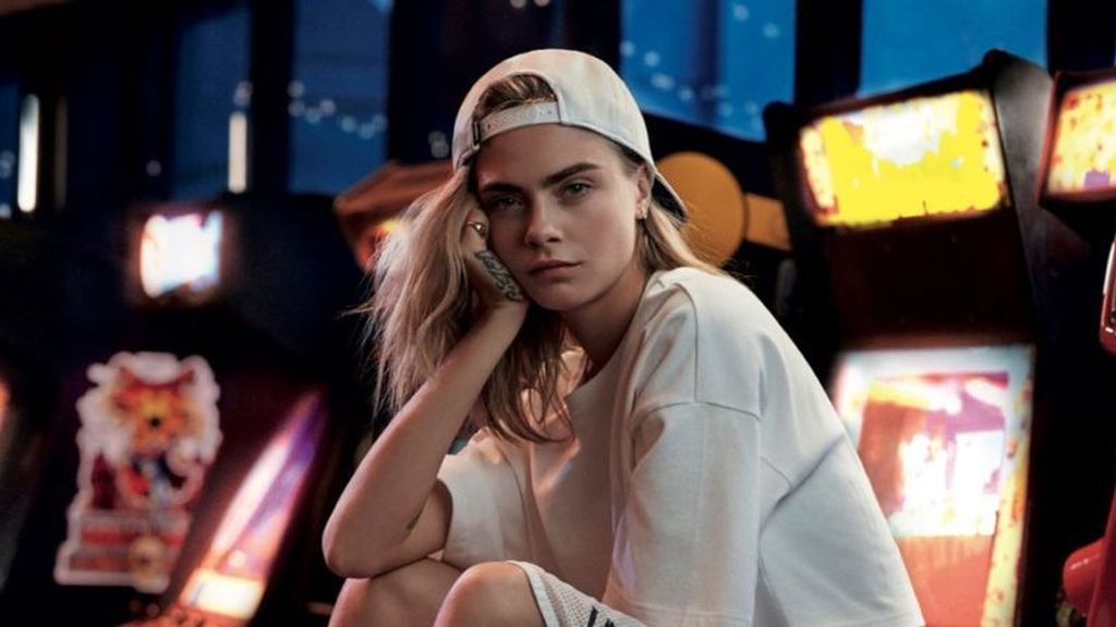 Cara Delevigne - COD