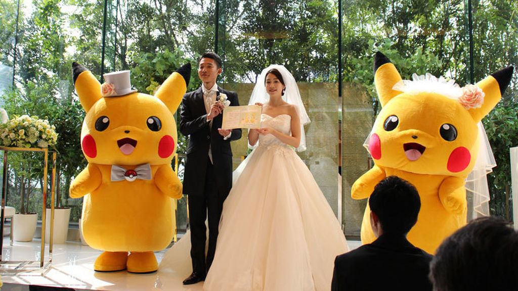 Pikachu acompañó a los novios en este gran día