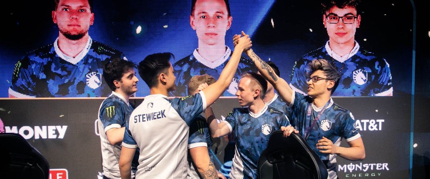 Team Liquid tras ganar la DreamHack Masters