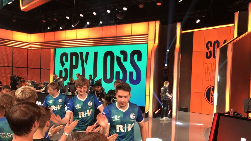 Schalke 04 vence a Splyce