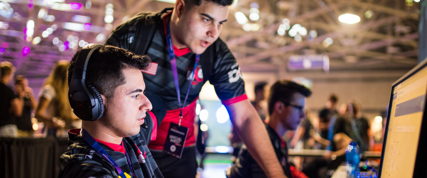 Fireburner durante la DramHack Dallas