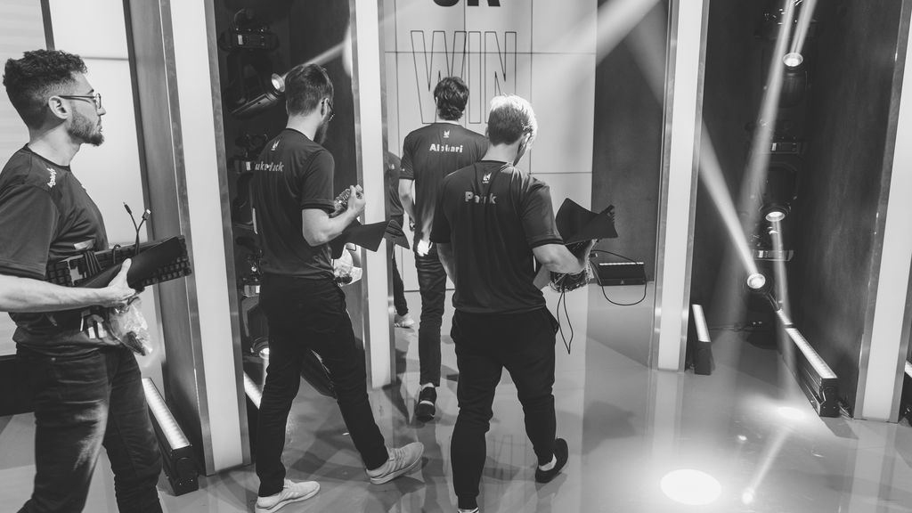 Origen se marcha a casa... eliminado