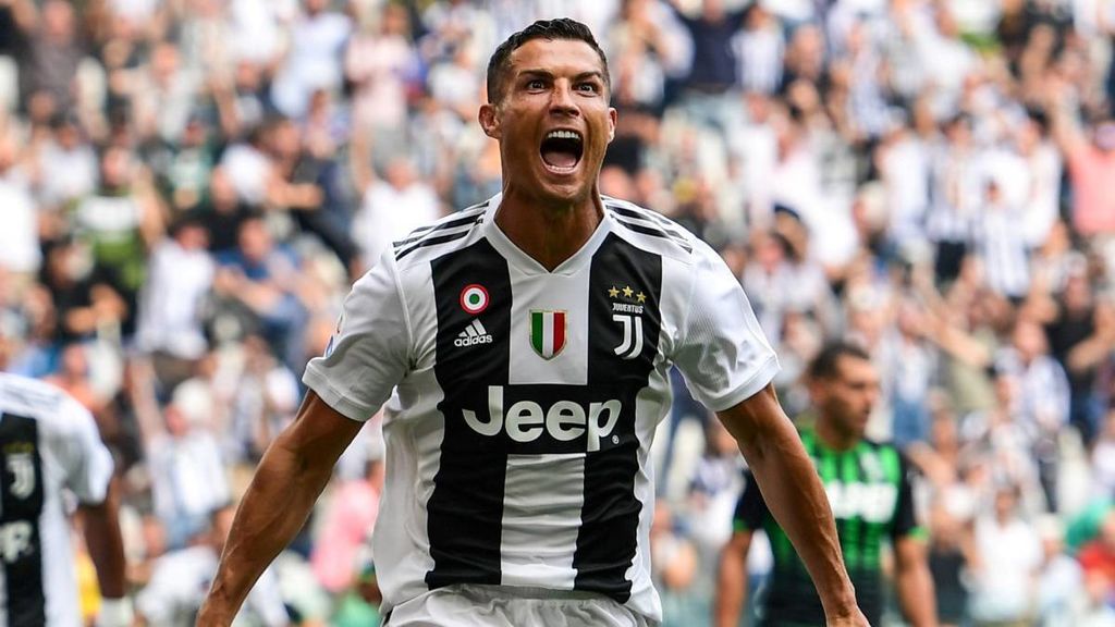 Cristiano Ronaldo: 99