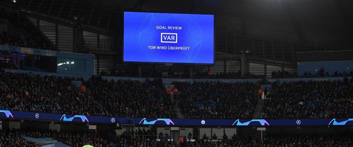 VAR en FIFA 20: innecesario, imposibles y esperado