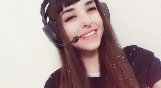Helensitta, jugadora profesional de Fortnite