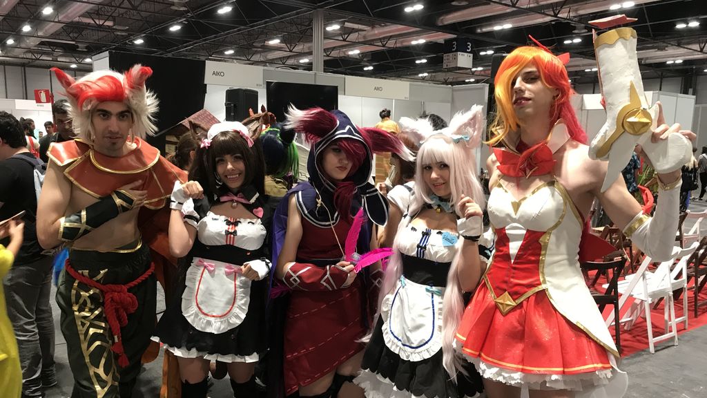 Los cosplays de League of Legends también aparecieron en la feria