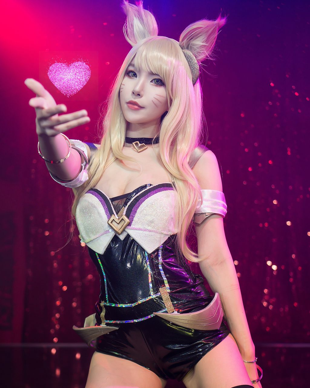 Esther Lynn - Ahri