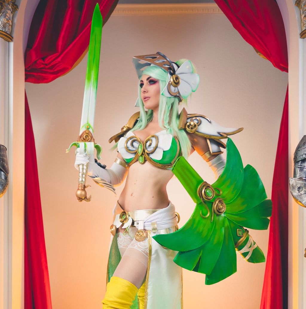 Jessica Nigri - Sirfetch'd