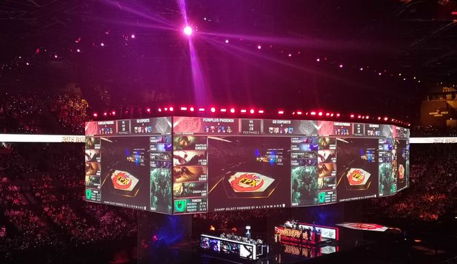El primer draft de FunPlus Phoenix vs. G2 Esports