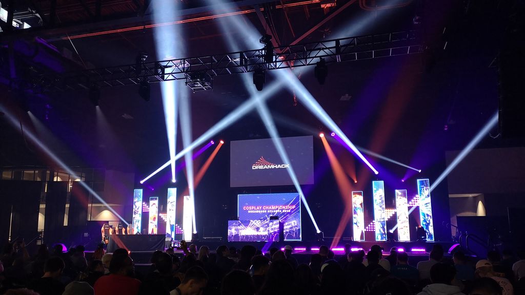 Así era el escenario del campeonato de cosplay