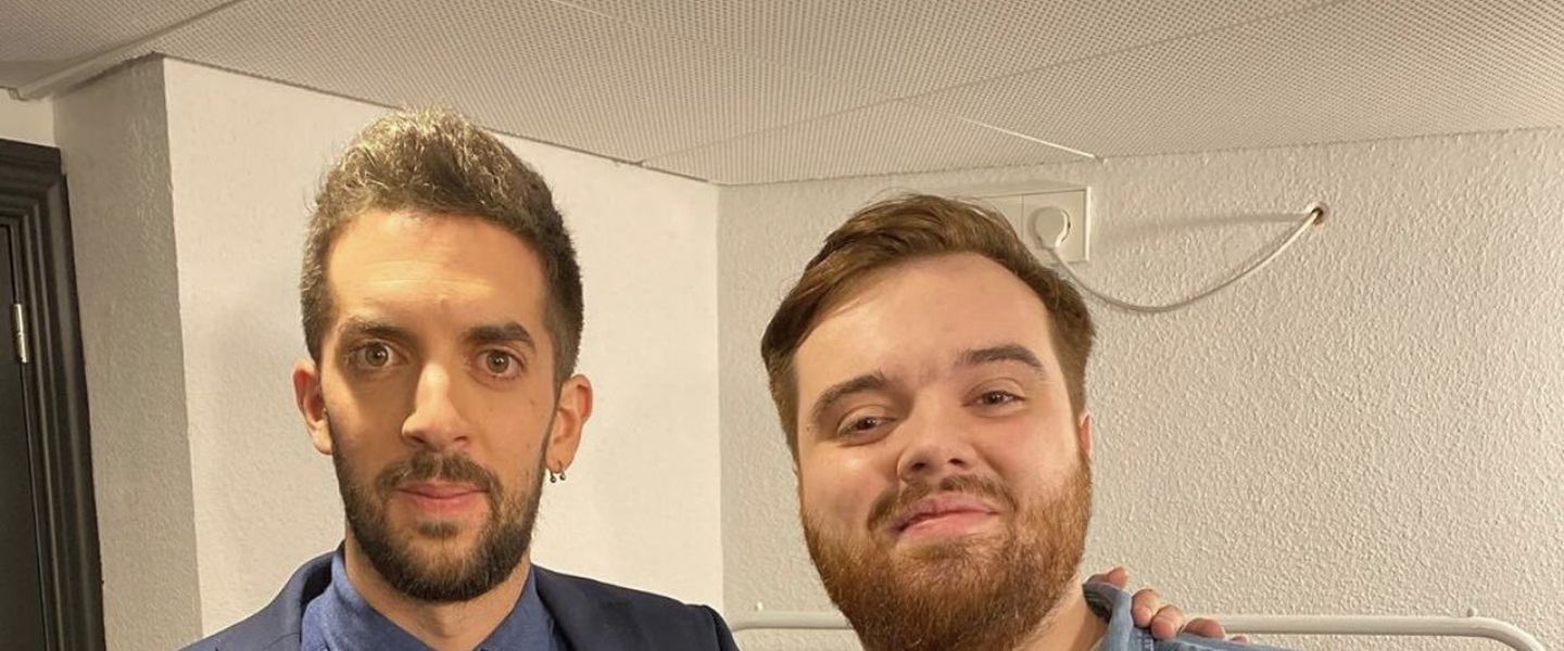 Ibai Llanos y David Broncano tras acabar el programa de La Resistencia