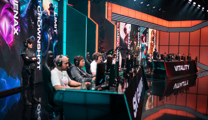 LoL, CS:GO, Dota... Todos estos títulos tienen competiciones en LAN cada semana, ¿por qué RL no?