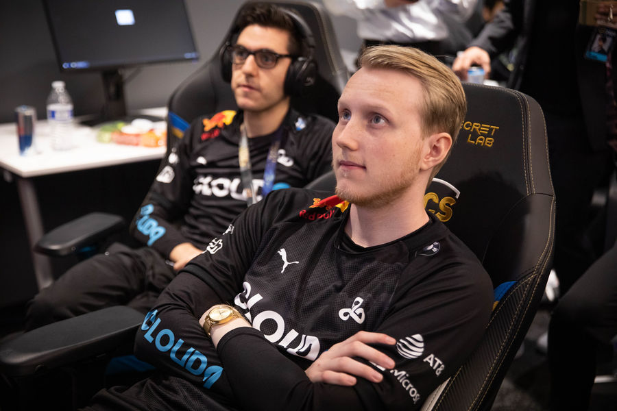 Zven tiene un KDA de 72