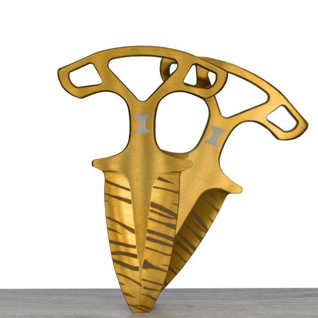 Shadow Daggers