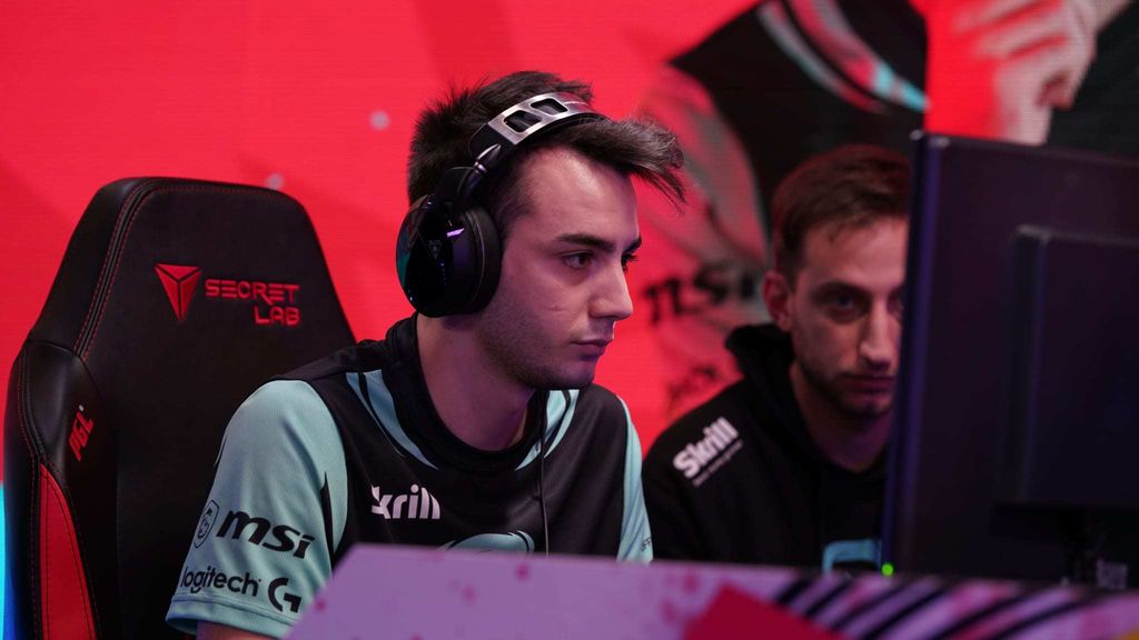 1. QLASH_CRAZY (3245 puntos)