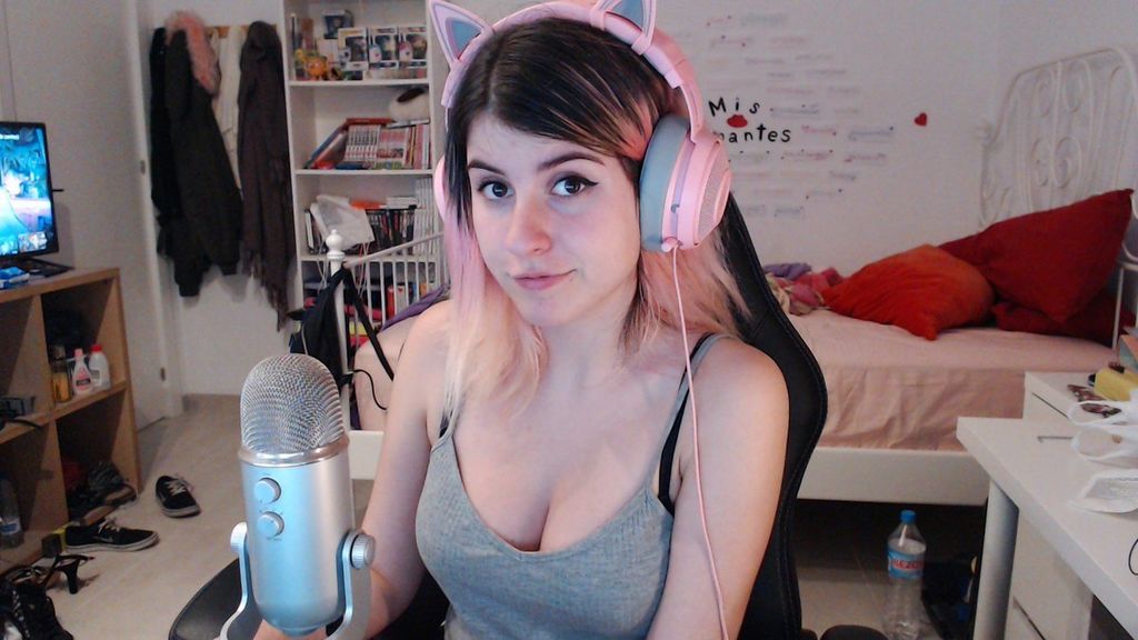 LITTLERAGEGIRL