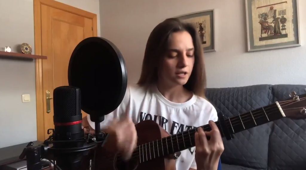 Claudia Coustic - Tiempo
